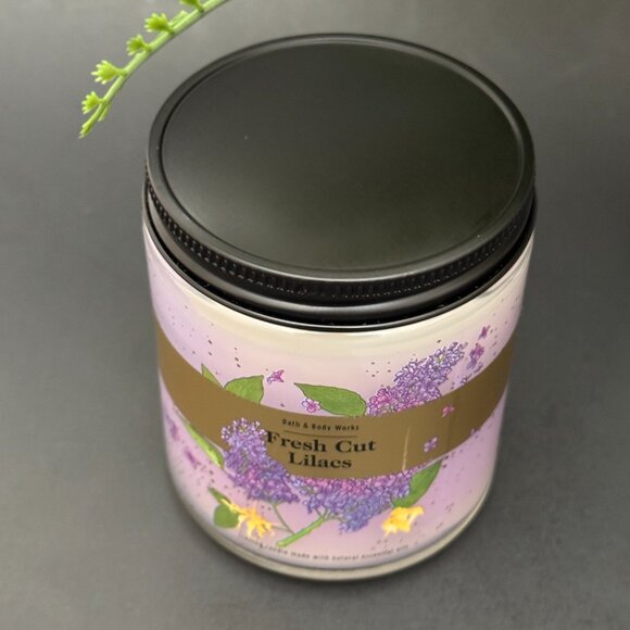 BBW Fresh Cut Lilacs Bath & Body Works Mason Jar Single Wick Candle - Picture 4 of 10